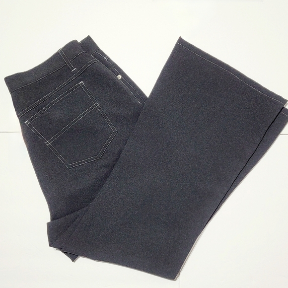 NWOT The Blues Black Jeans with Silver Stitch and a bit of Flare (14) - Picture 1 of 9